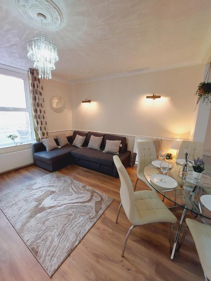 Elegant And Central Two Bedrooms House Bristol Extérieur photo