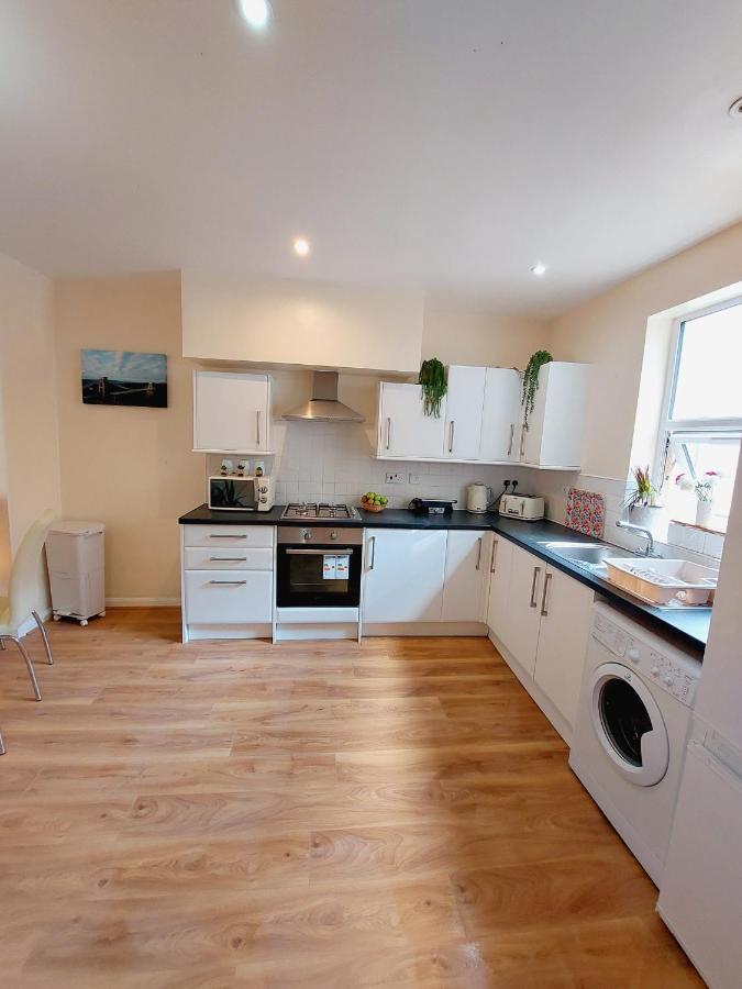 Elegant And Central Two Bedrooms House Bristol Extérieur photo